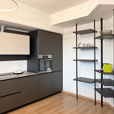 Super Moderno *
